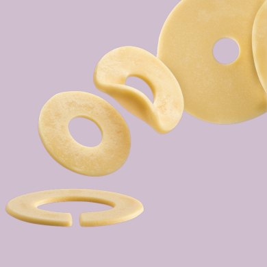 Eakin Cohesive Seals and Wound Pouches for Stomas, Fistulae and Wounds 3 Eakin Cohesive seals range: small, slims, large and stomawrap mouldable stoma seals